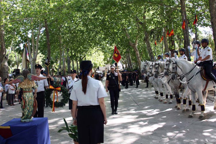 La Policía Nacional celebra con un acto institucional el 75 aniversario de su llegada a Ronda