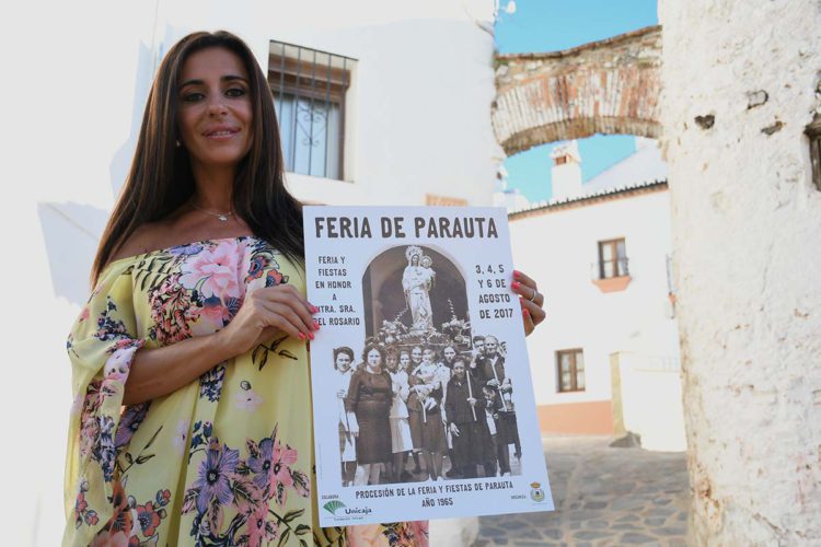 Parauta presenta el cartel anunciador de la Feria y Fiestas patronales de Nuestra Señora del Rosario