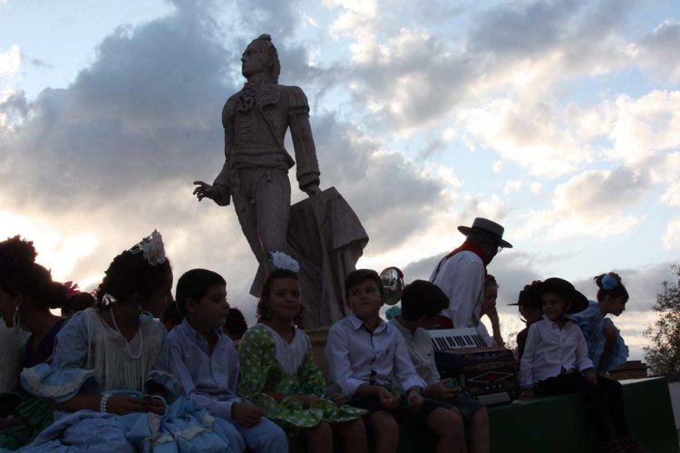 Pedro Romero reta a las nubes y anima a los rondeños a vivir con alegría su Feria