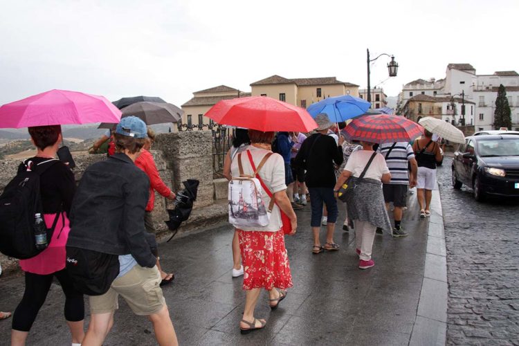 Ronda permanecerá durante todo este lunes en alerta amarilla en previsión de fuertes tormentas