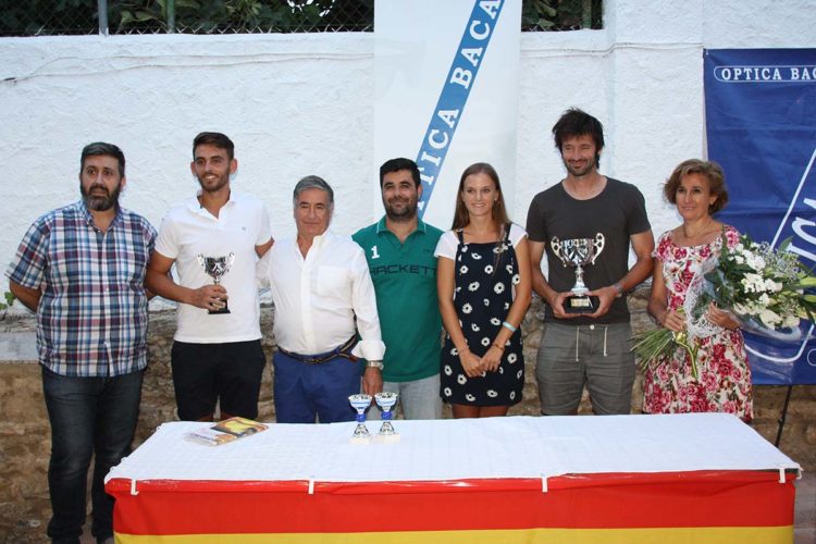 El asturiano Roberto Menéndez se proclamó campeón de la XXXIII edición del Torneo de Tenis Óptica Baca