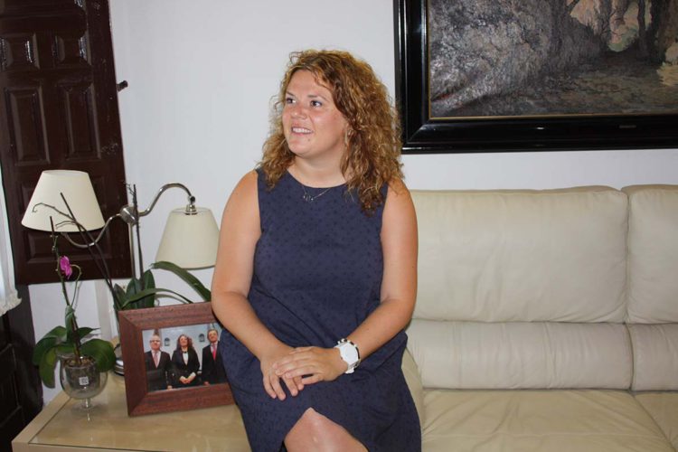 Caso boda: Valdenebro dice que «no ha hecho nada malo» y que firmó el acta matrimonial de la hija de su concejal sin leer lo que ponía