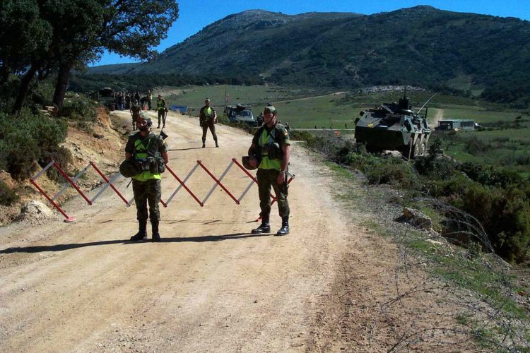 Podemos pide que se supriman las maniobras militares en Las Navetas ante los incendios que se han producido en estos parajes