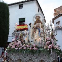 Imagen de archivo de la procesión de Nuestra Señora de la Aurora en las calles rondeñas.