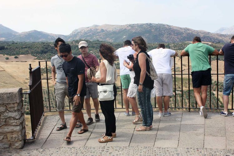 El Grupo Popular presenta una moción en el Ayuntamiento para evitar posibles casos de turismofobia en Ronda
