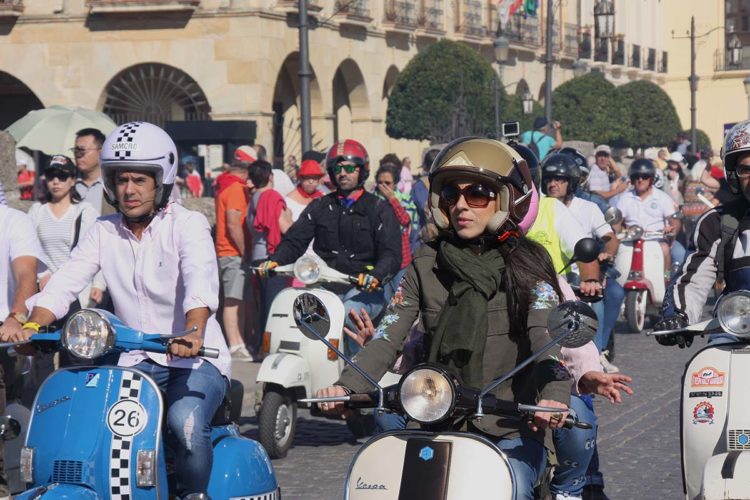 Cerca de 150 motos históricas participarán en la concentración de vespas de este año