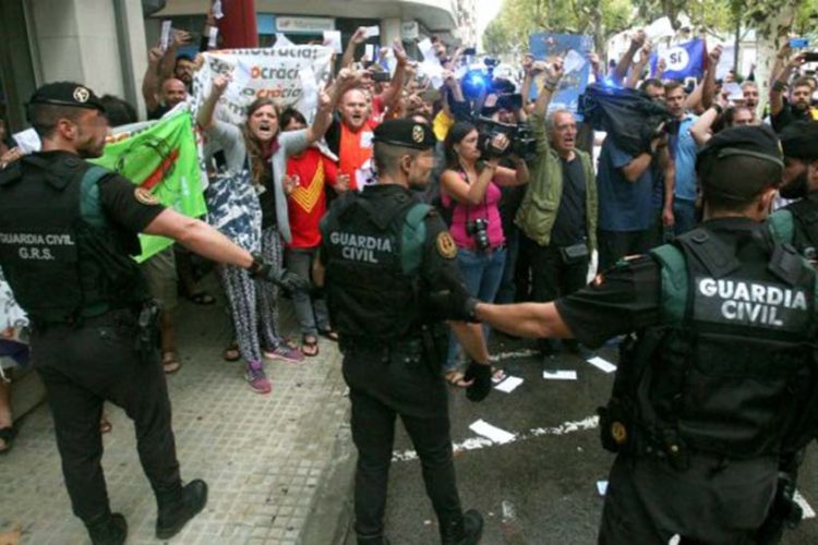 Tres agentes de la Guardia Civil de Ronda están participando en el dispositivo de seguridad desplazado a Cataluña