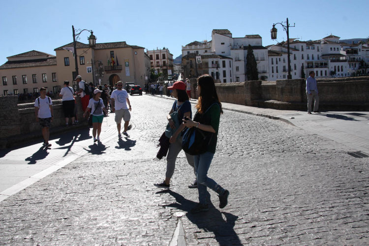 El Puente Nuevo se cortará al tráfico durante más de un mes a partir del 6 de noviembre por obras de mejora en el tablero