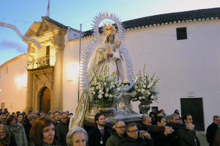 La Virgen de la Paz, Patrona de Ronda, se traslada hasta La Merced donde se celebrará la novena en su honor