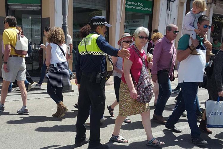 El Gobierno local de PP y APR diseñará un programa para reforzar la Policía Local que actualmente cuenta con una plantilla muy limitada