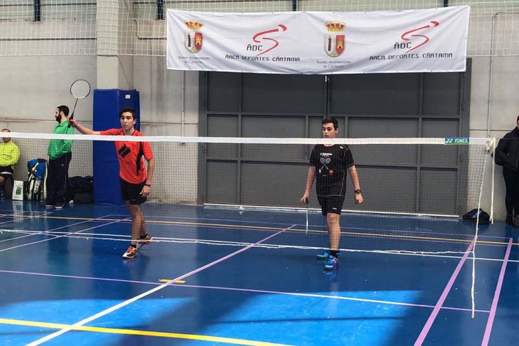 El Club Bádminton Ascari Ronda encara el periodo competitivo más activo de la temporada