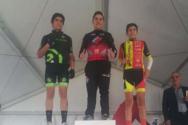 El rondeño Adrían Díaz se proclamó vencedor en el Trofeo de Apertura de Málaga de Bicicleta de Montaña en la categoría cadete