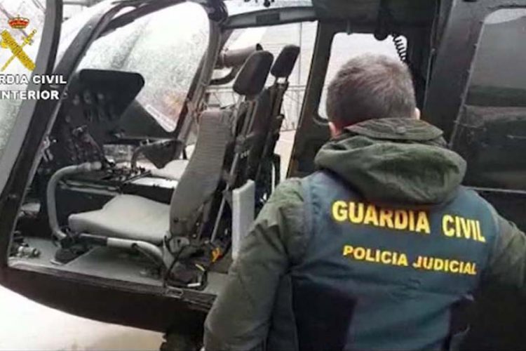 La Guardia Civil desarticula una banda que usaba helicópteros en la Serranía de Ronda para traficar con hachís