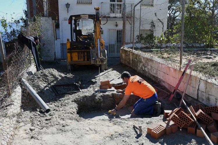 Algatocín realiza obras de mejora en el complejo municipal de ‘La Fuentecilla’