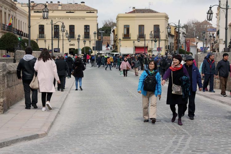 Juventudes Socialistas de Ronda se adhiere a la Plataforma de Afectados por el Corte del Puente Nuevo