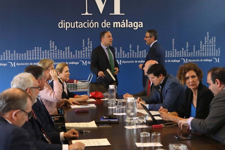 La Diputación de Málaga libra 220.000 euros para acometer la pavimentación de la avenida de La Legión de Ronda