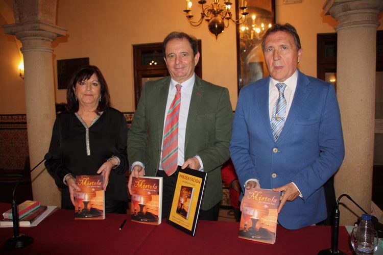 El escritor y doctor José Miramón presenta en Ronda su novela histórica y de aventuras ‘Mistela’