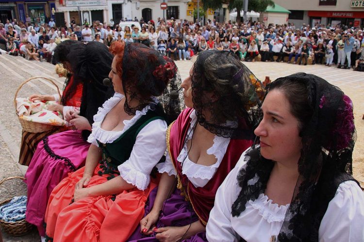 Día grande de Ronda Romántica: mucho público pero pocos rondeños y serranos vestidos con trajes de época