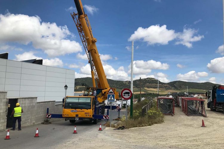 El Ayuntamiento de Arriate logra que retiren una antena de telefonía que se situó de forma irregular hace veinte años