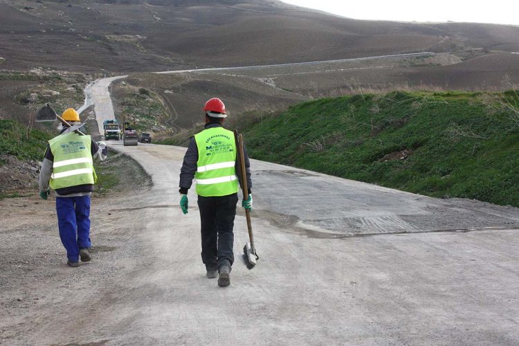 La Diputación destina cerca de un millón de euros para mejoras en las carreteras de Jubrique, Montecorto-Villalones y Ronda-Gaucín