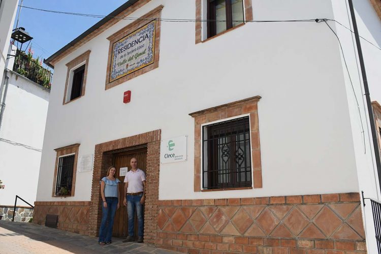 Realizan mejoras en las instalaciones de la Residencia de Ancianos Valle del Genal de Faraján