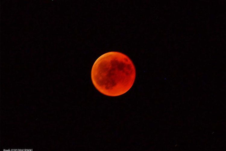 Así se vio el eclipse total de la Luna en Ronda