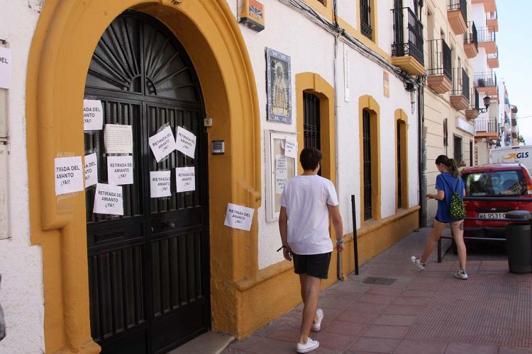 El Grupo Parlamentario del PP reclamará a la Junta que cumpla su palabra y retire el amianto del colegio Virgen de la Paz