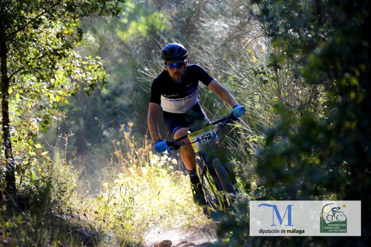 El deportista Pablo Guerrero se impuso en la Media Maratón ‘El Pinsapo’ de Yunquera