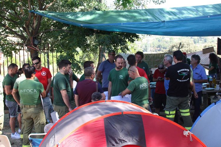 CGT convoca dos días de huelga para reclamar mejoras laborales para los bomberos forestales del Infoca