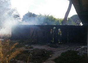 La nave siniestrada está en los terrenos de Renfe.