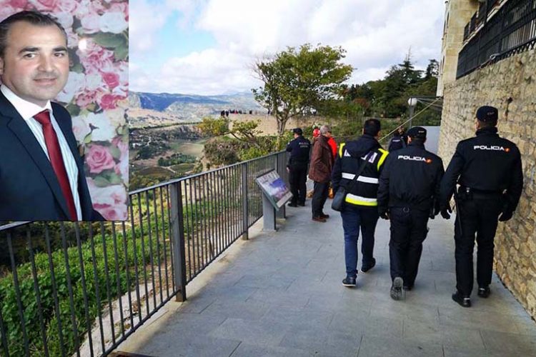 Policía, bomberos y voluntarios intensifican la búsqueda de José Antonio