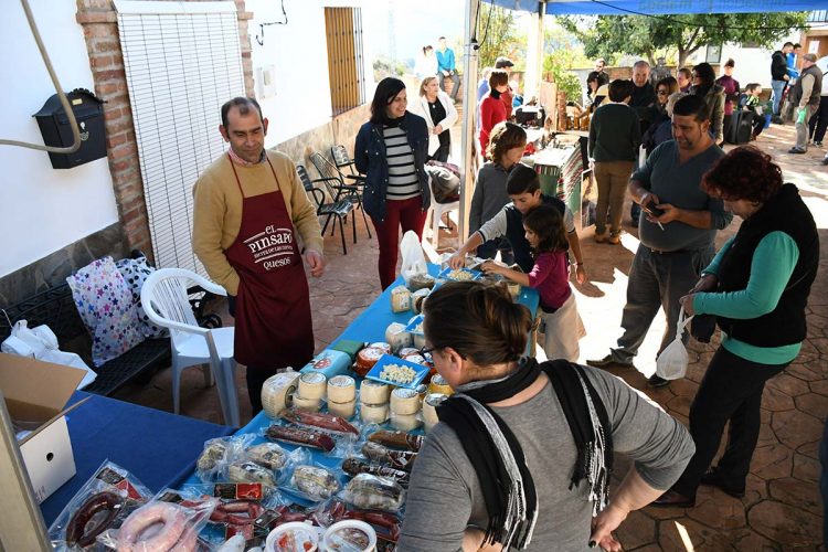 Alpandeire celebrará la II edición del Mercadillo Navideño tras el éxito del pasado año