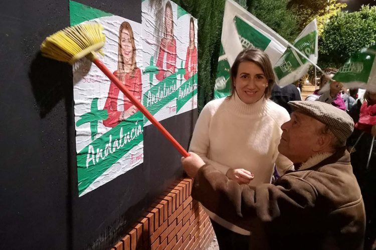 Total falta de respeto de Valdenebro y de sus concejales díscolos hacia Aguilera en el inicio de la campaña para las andaluzas