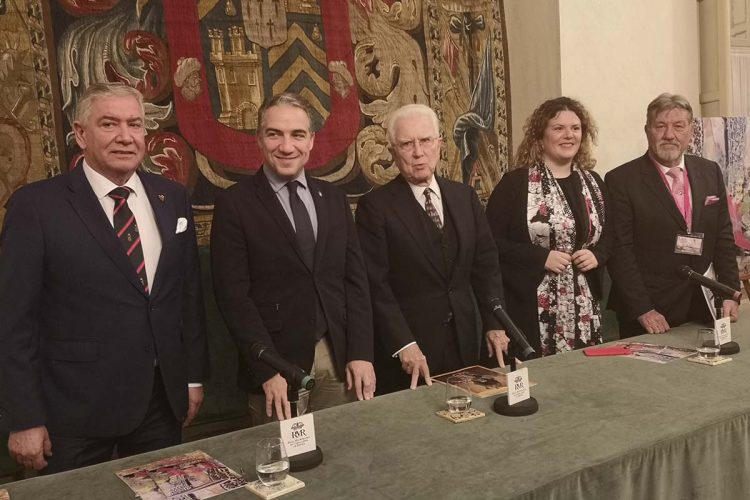 Más de 140 aficionados participan en Ronda en la IV Bienal Internacional de la Tauromaquia