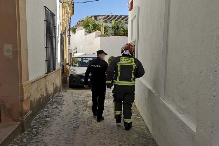 El fuego declarado en el Museo Peinado ha durado ocho horas y se han tenido que trasladar las pinturas a otras instalaciones