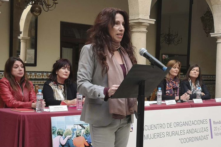 La consejera de Igualdad, Políticas Sociales y Conciliación inaugura en Ronda el Encuentro de Organizaciones de Mujeres Rurales Andaluzas ‘Coordinadas’