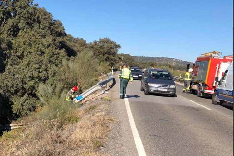 Un hombre de 66 años de edad resulta herido tras salirse su coche de la calzada en la A-367 entre Ronda y Cuevas del Becerro