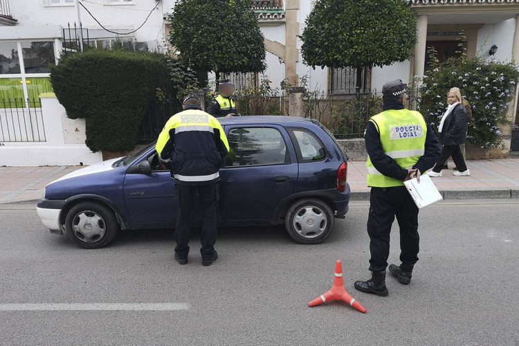 Cinco conductores dieron positivo en alcohol en Navidades y otros ocho fueron denunciados por no llevar el cinturón