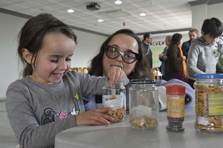 Faraján celebró con una gran afluencia de participantes su I Encuentro de Intercambio de Semillas