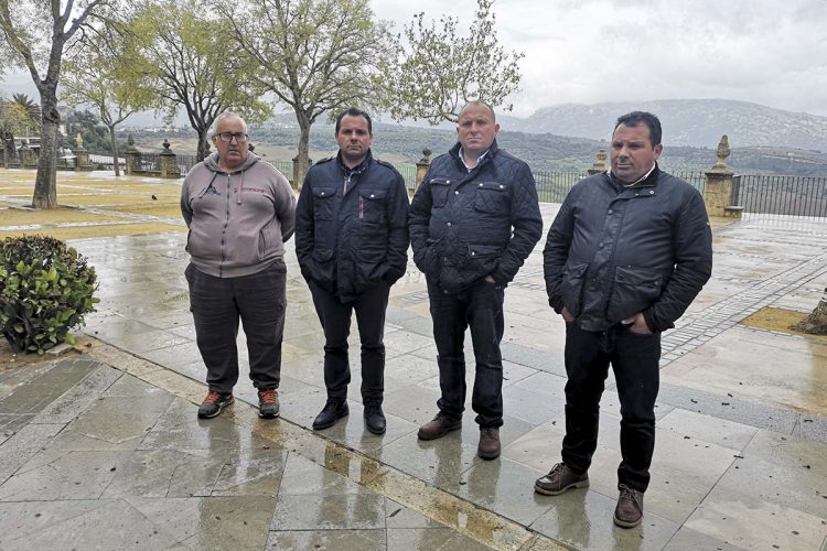 Feriantes rondeños: «Valdenebro y Márquez nos han negado montar nuestras atracciones, pegándonos voces y faltándonos el respeto en mitad de la calle»