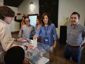 La popular venció las elecciones municipales al conseguir nueve concejales.