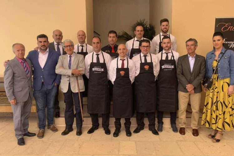 El jienense Francisco Jiménez se proclamó vencedor de la XVII edición del Concurso Nacional de Cortadores de Jamón de Ronda