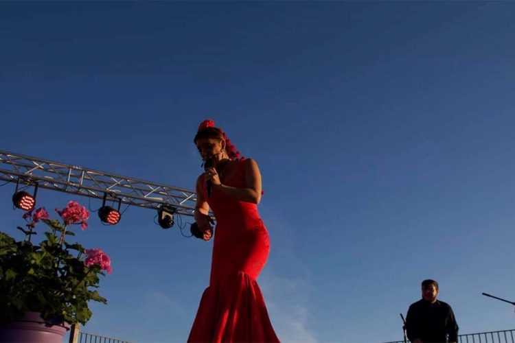 La cantante Joana Jiménez abre Ronda Romántica 2019 con un pregón marcado por la música, el baile y la poesía