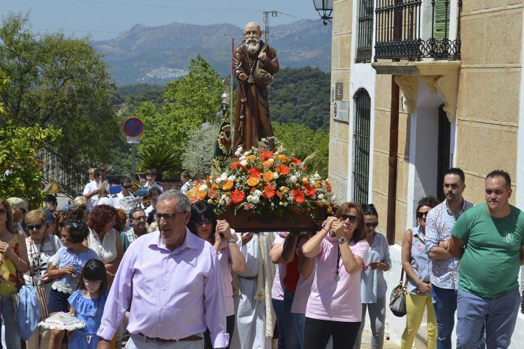 Cientos de personas acompañaron a Fray Leopoldo de Alpandeire en el 155 aniversario de su nacimiento