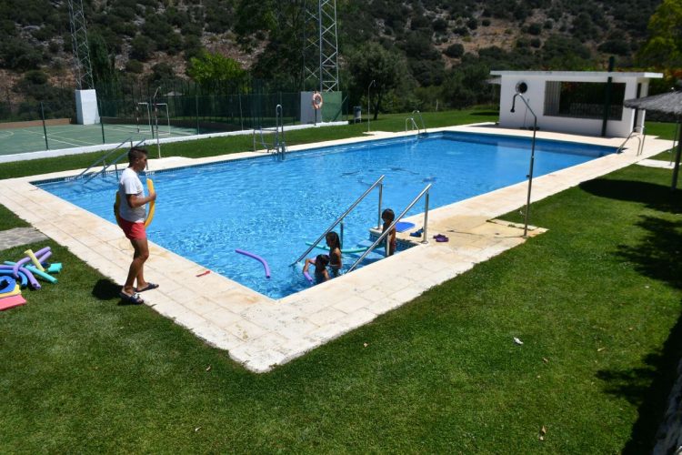 La entrada a la piscina municipal de Parauta será gratuita durante todo el verano