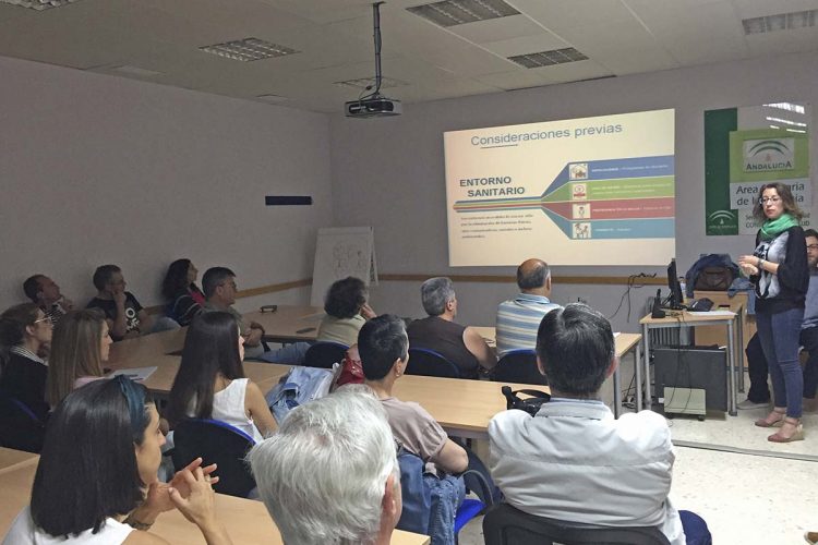 Profesionales del Área Sanitaria Serranía participan en sesiones de sensibilización realizadas por la asociación AOPA