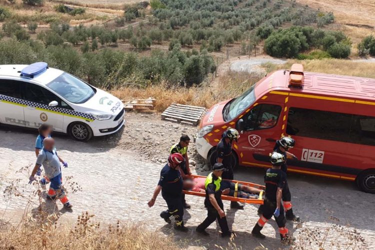 Rescatan a un hombre tras caerse y fracturarse un pierna en uno de los miradores del fondo del Tajo