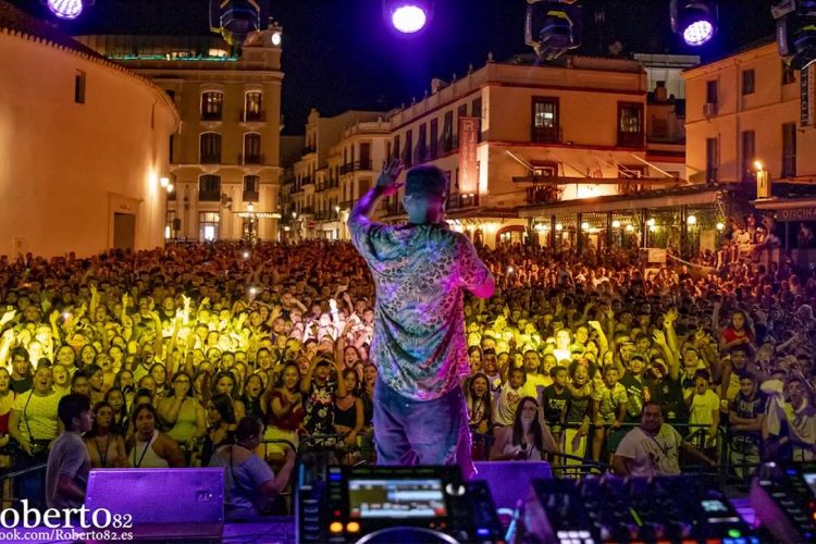 Nuevo lleno hasta la bandera en el segundo concierto del ‘Pinsapo Sound’ que contó con la actuación de Omar Montes