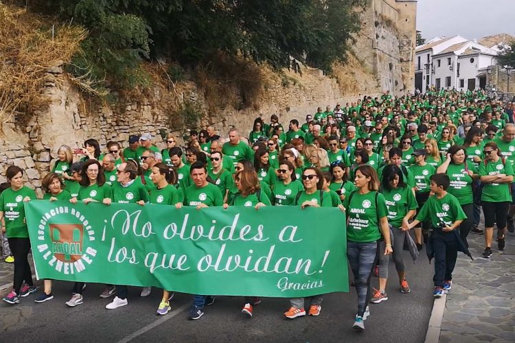 Aroal organiza un año más su marcha contra el Alzhéimer