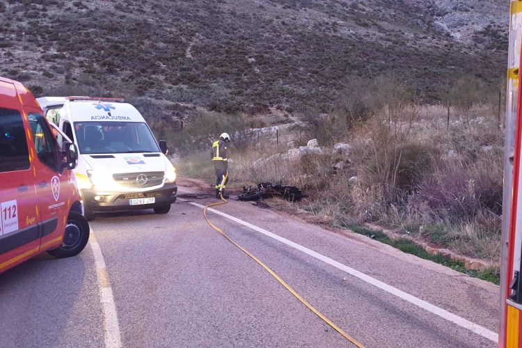 Fallece un motorista en la A-369 en Atajate tras colisionar frontalmente con un turismo
